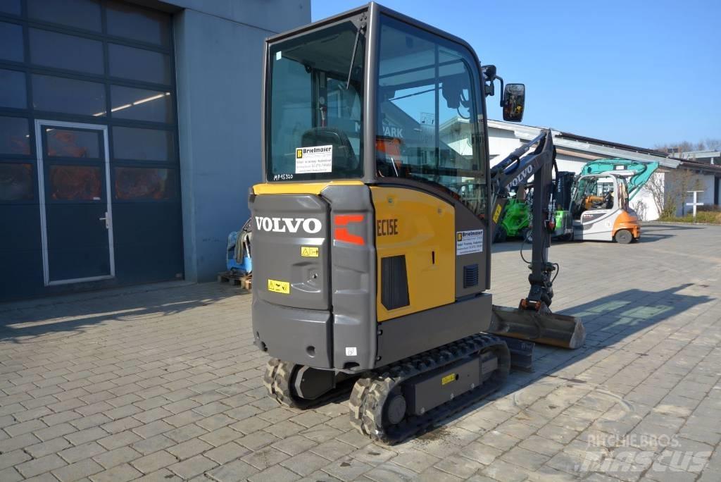 Volvo EC 15 E 小型挖掘机
