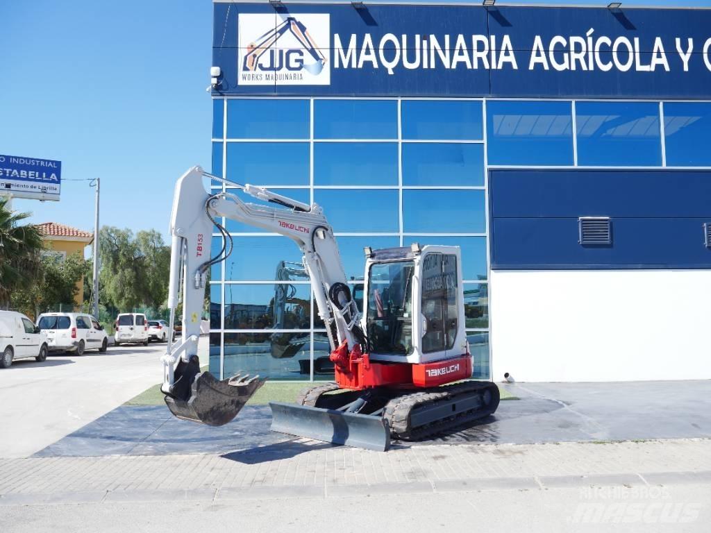 Takeuchi TB 153 FR 小型挖掘机