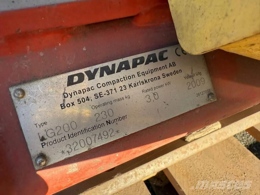 Dynapac LG200 平板夯