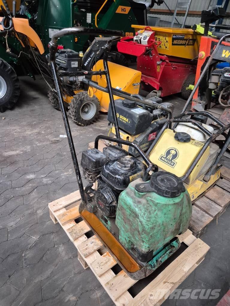 Mikasa MVC-F60 平板夯