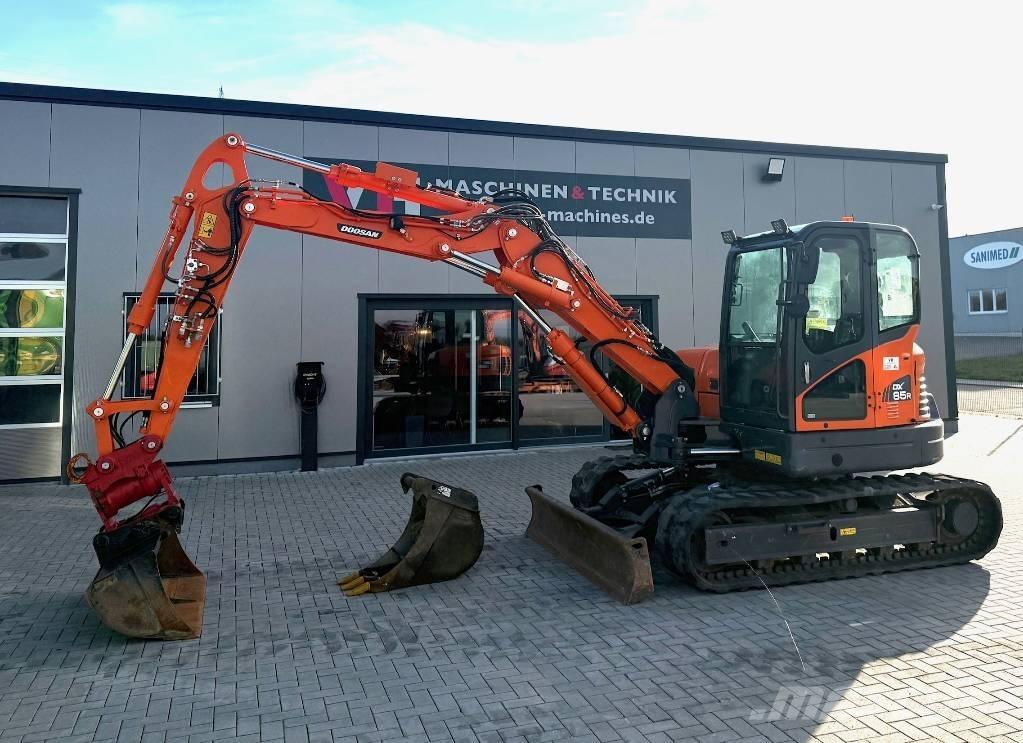 Doosan DX 85 R 中型挖掘机