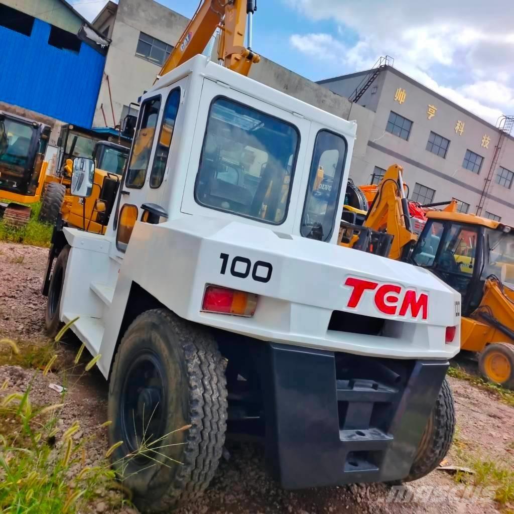 TCM FD100 柴油叉车