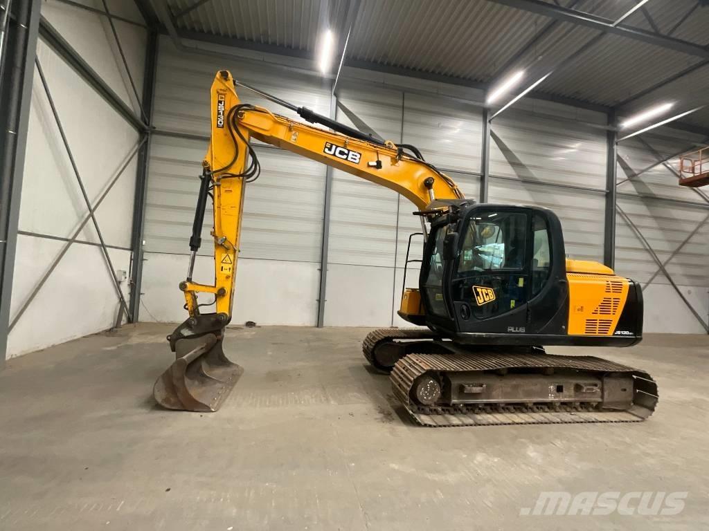 JCB JS 130 LC 4F 履带挖掘机