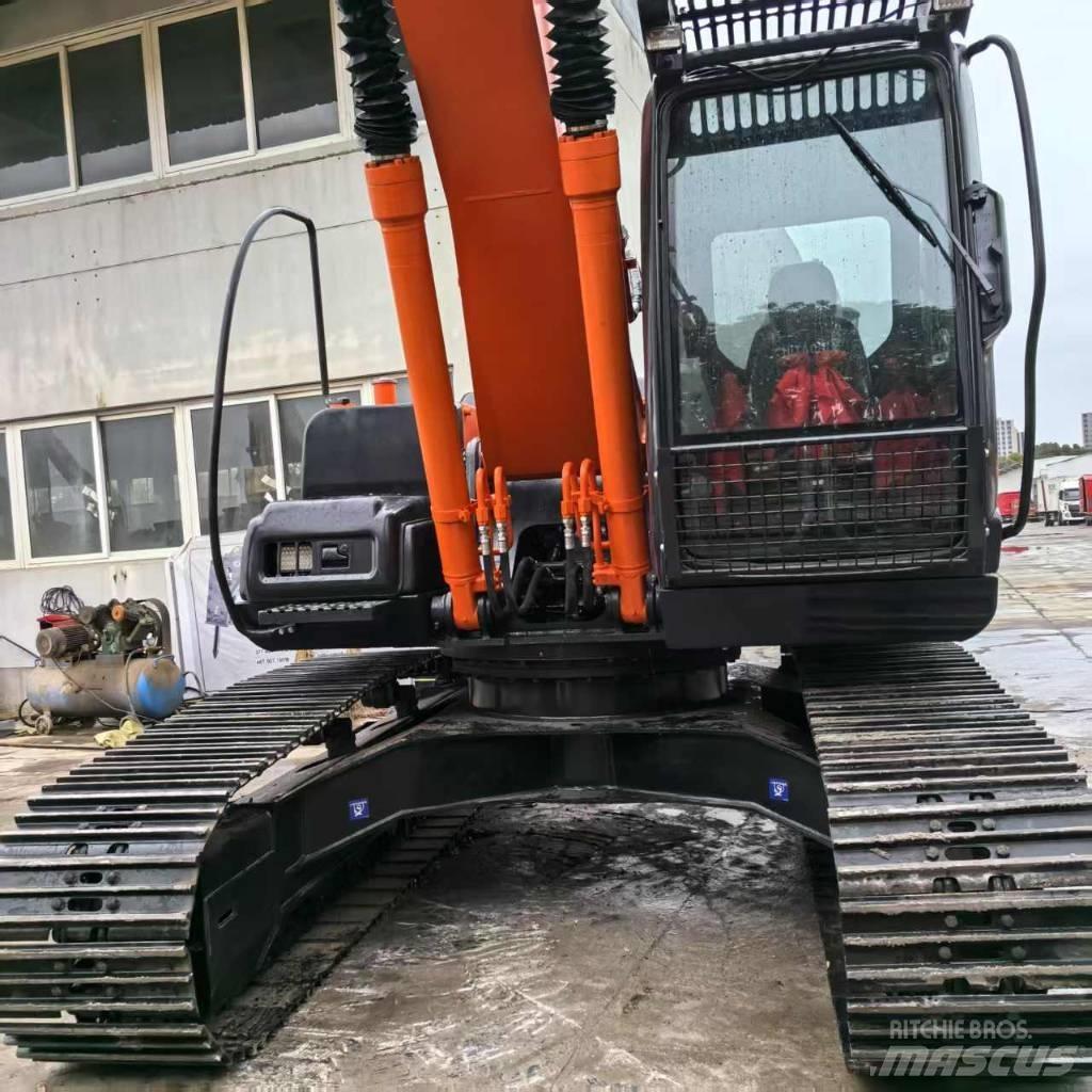 Hitachi ZX 200-3 G 履带挖掘机
