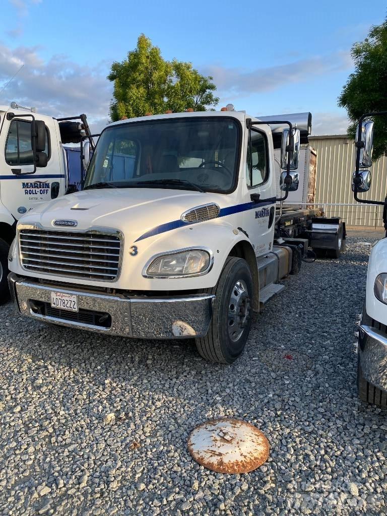 Freightliner CB 可拆卸式卡车