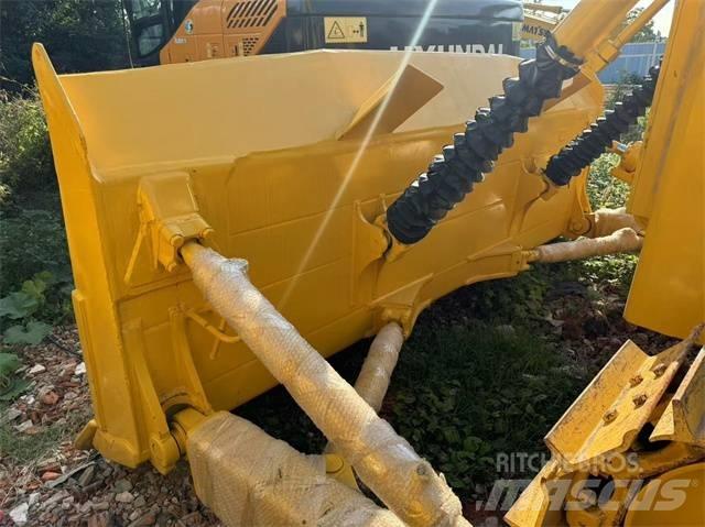 Komatsu D 85 履带式推土机
