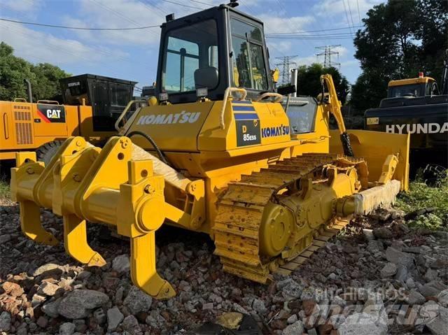 Komatsu D 85 履带式推土机