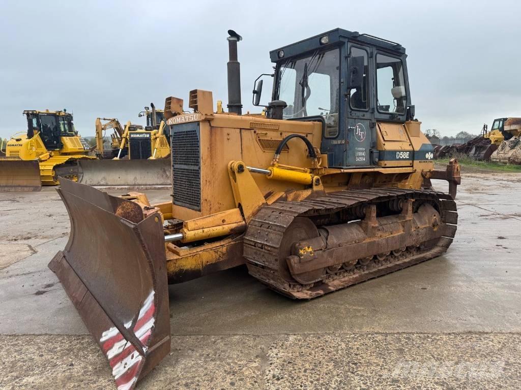 Komatsu D 58 E-1 履带式推土机