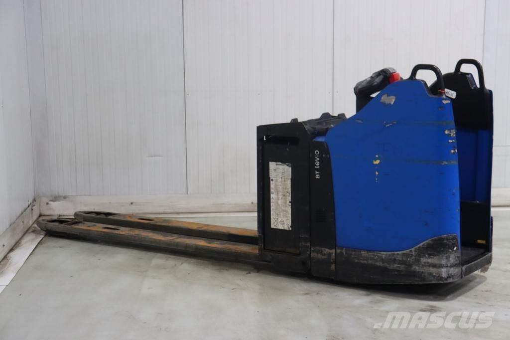 Toyota LPE200/8 手摇升降机