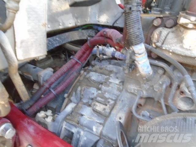 Peterbilt 359 牵引车