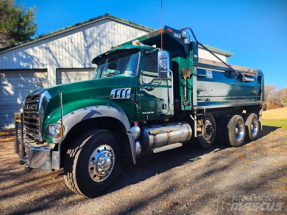 Mack CTP 713 B 自卸式货车