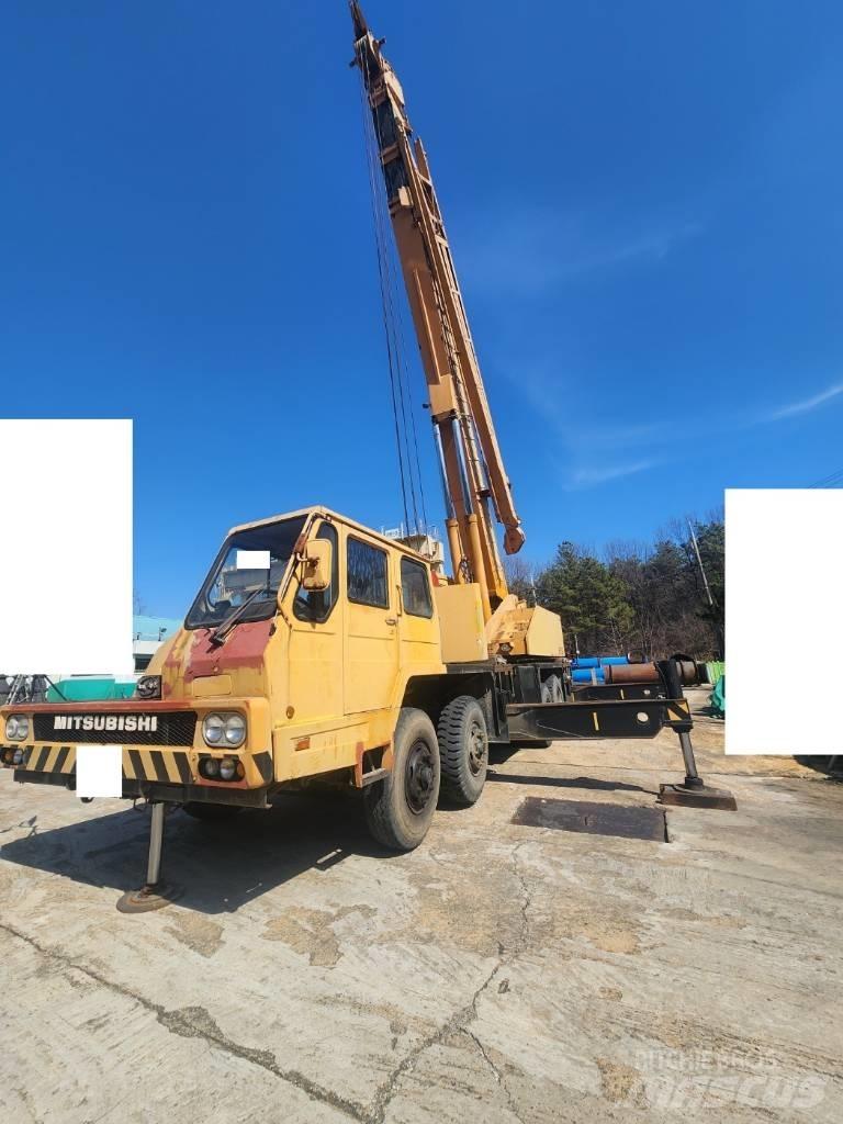 Hyundai HC 50 全地面起重机︳移动式起重机
