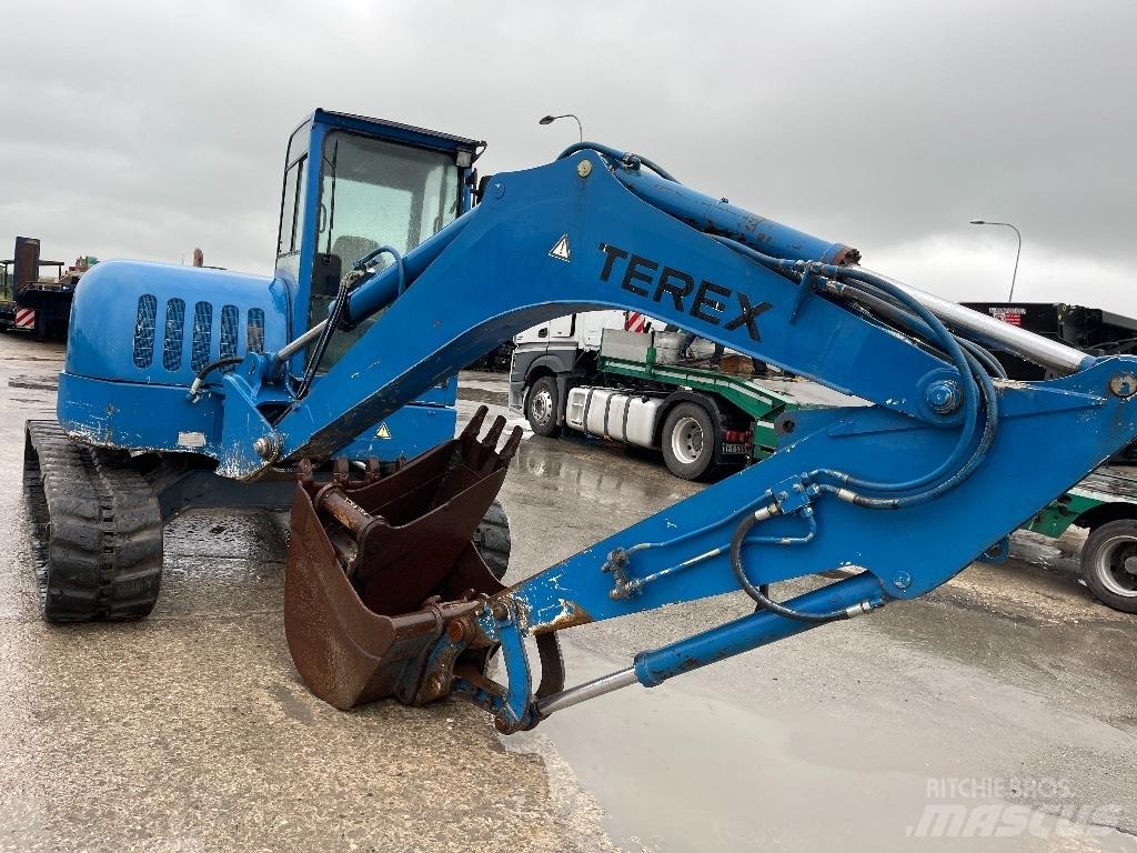 Terex HR 32 中型挖掘机