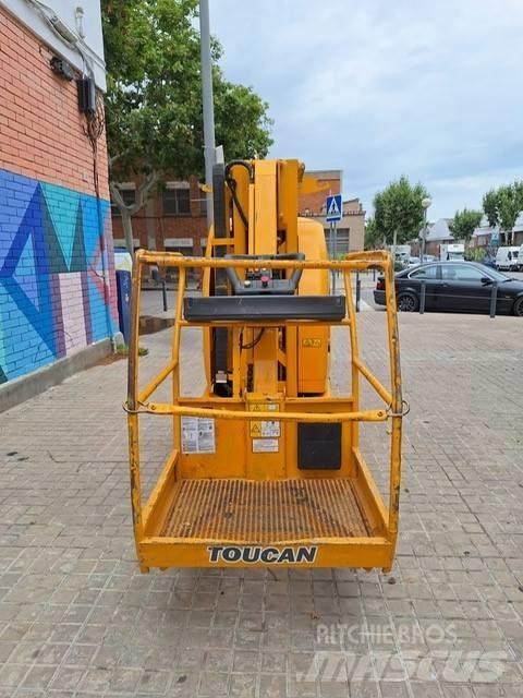 JLG Toucan 10 E 客货电梯