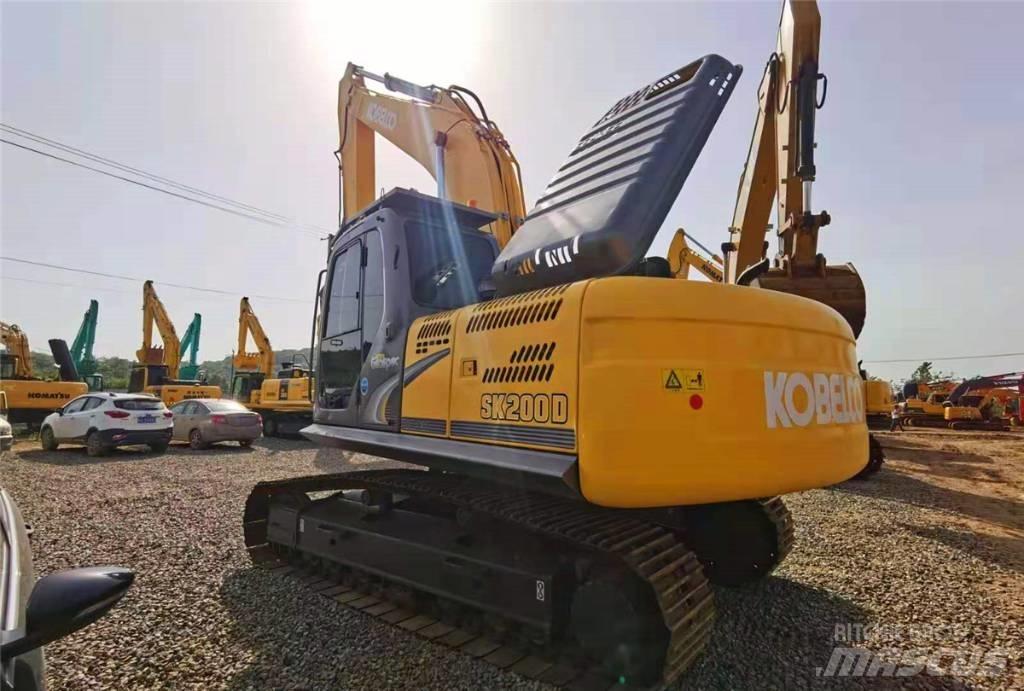 Kobelco SK 200-8 履带挖掘机