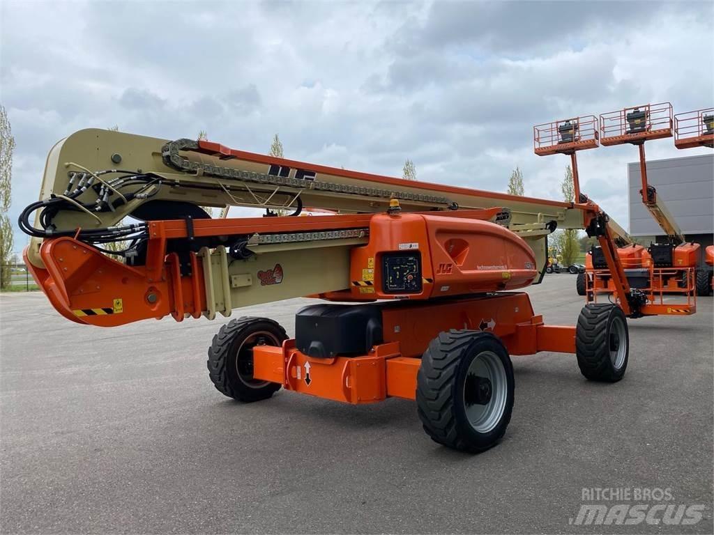 JLG 1250AJP 曲臂高空工作平台