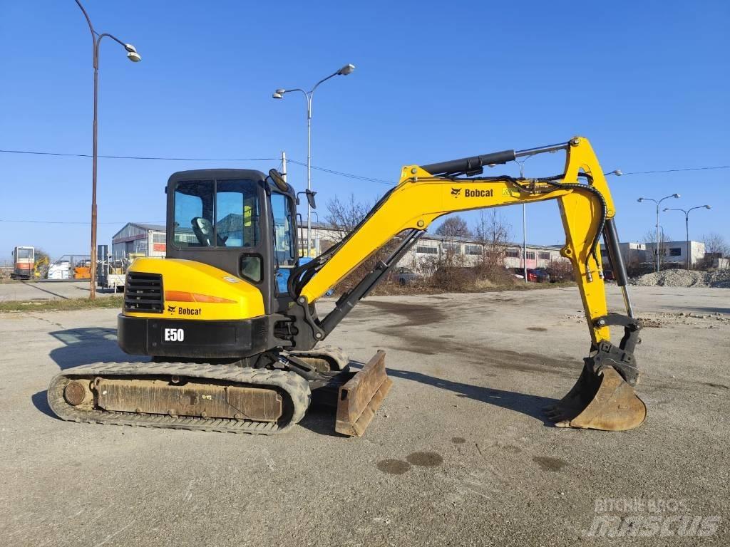 Bobcat E 50 小型挖掘机