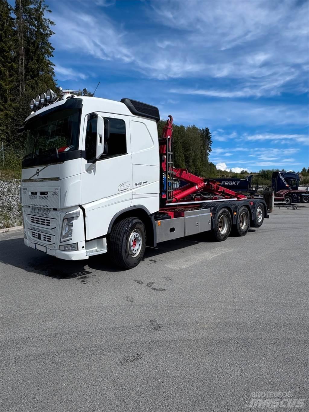 Volvo FH 540 8X4 工程吊钩车