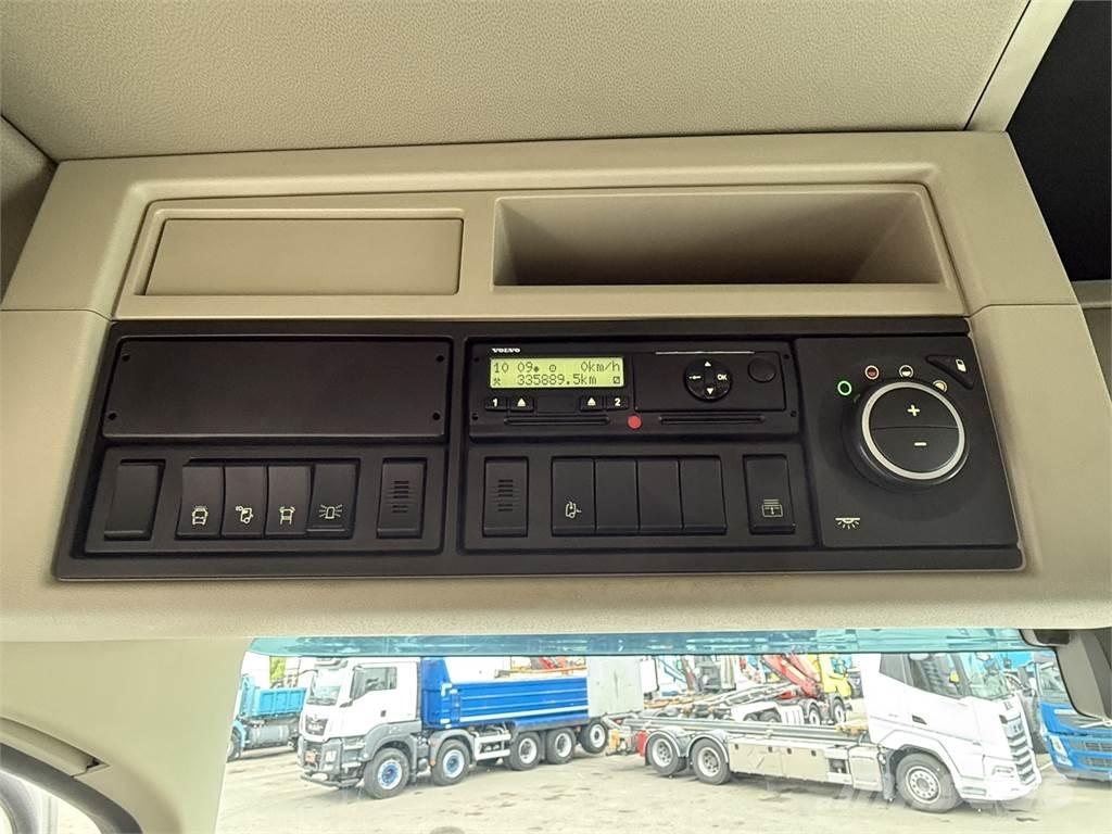 Volvo FH 540 8X4 工程吊钩车