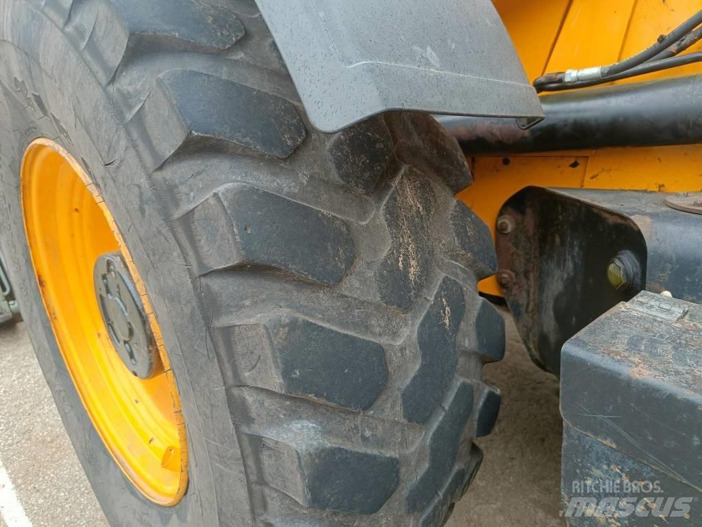 JCB 4 CX 反铲装载机