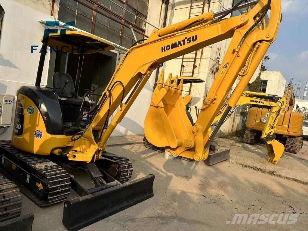 Komatsu PC 30 MR-1 小型挖掘机