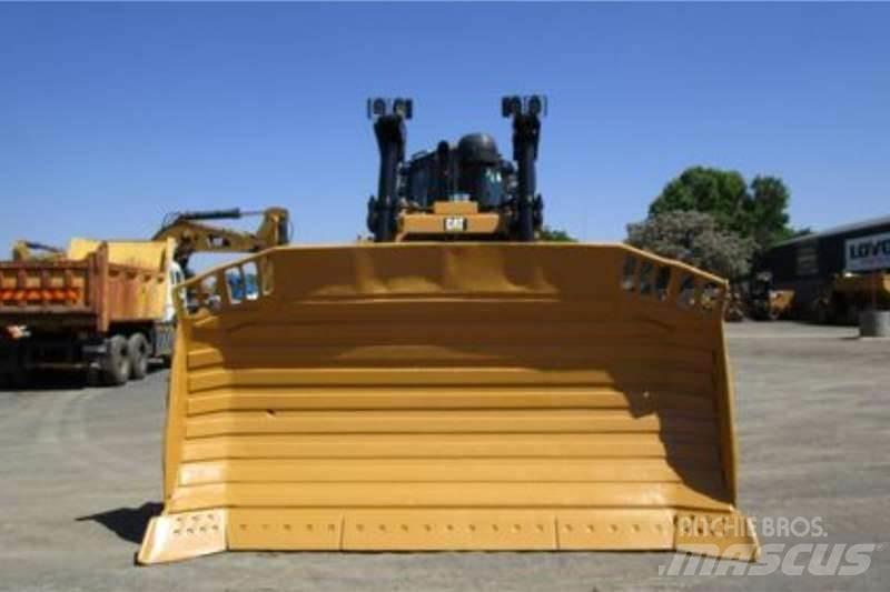 CAT D8R 履带式推土机