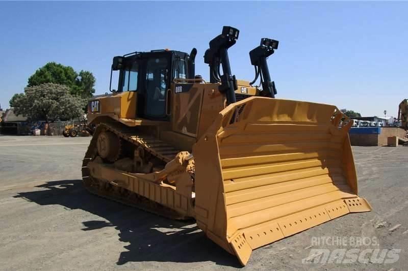 CAT D8R 履带式推土机