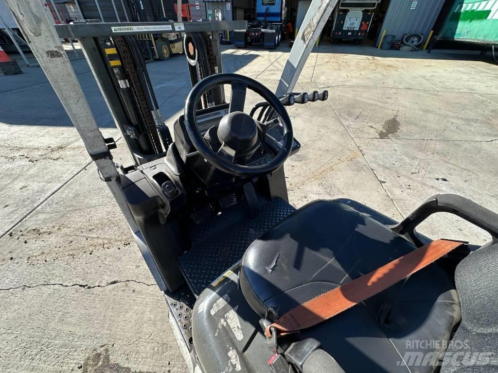 Nissan MCP1 其他叉车