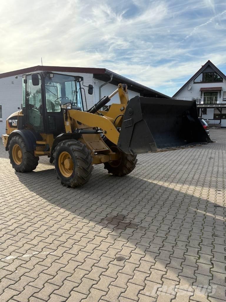 CAT 908M 轮式装载机