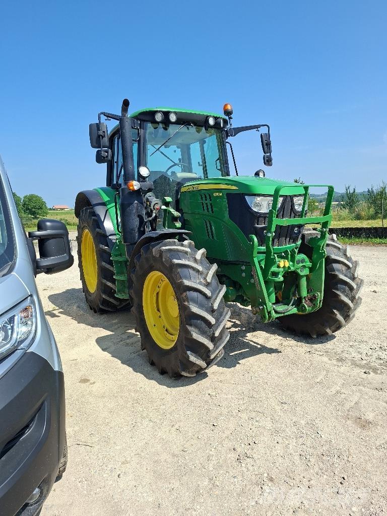 John Deere 6110M 拖拉机/农用车
