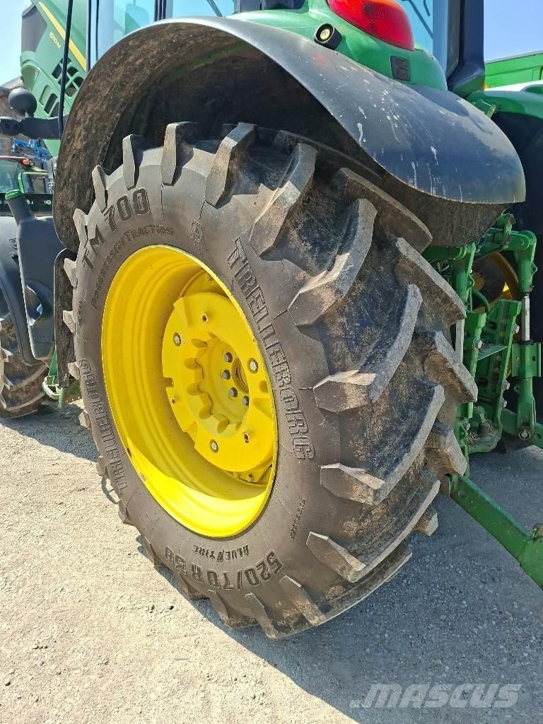 John Deere 6110M 拖拉机/农用车