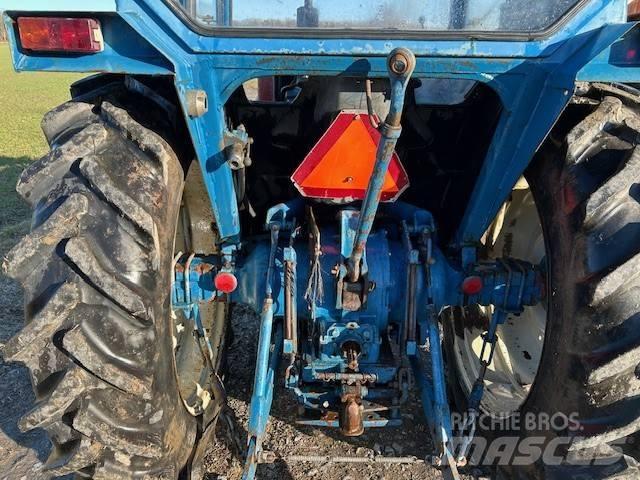 Ford 4000 拖拉机/农用车