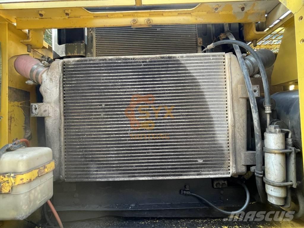 Komatsu PC 360-7 履带挖掘机