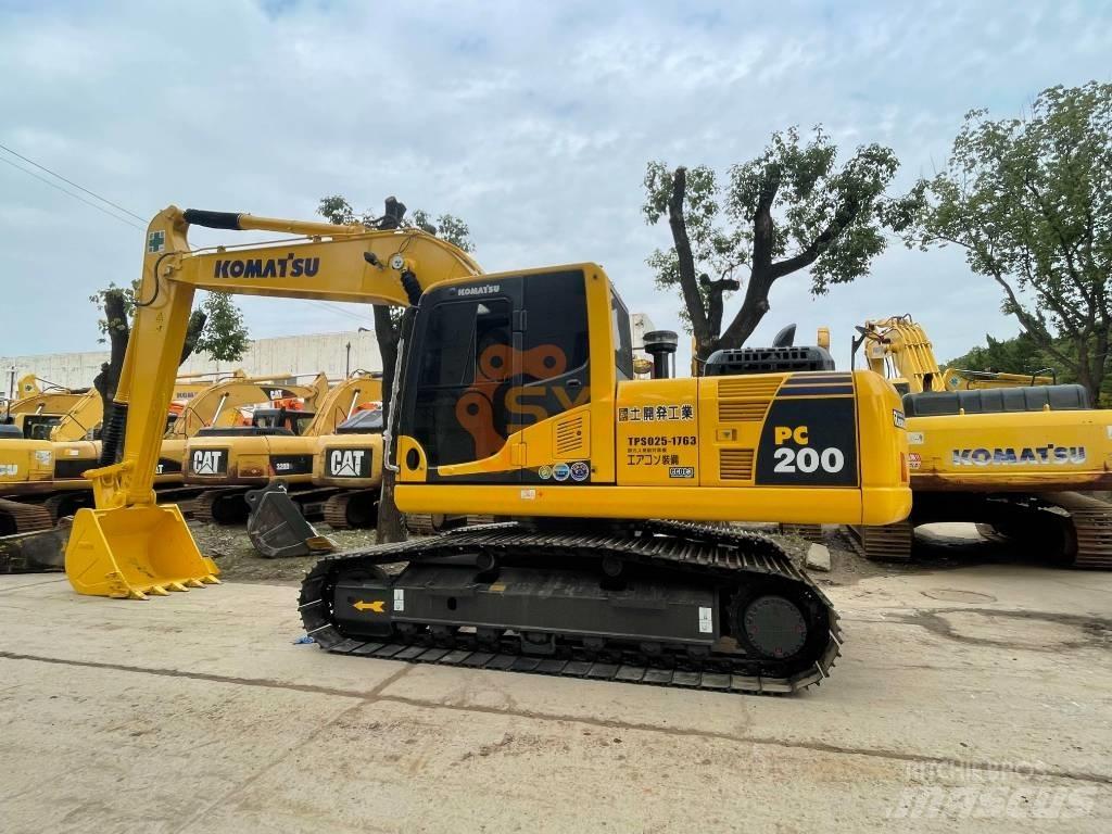 Komatsu PC 200 履带挖掘机
