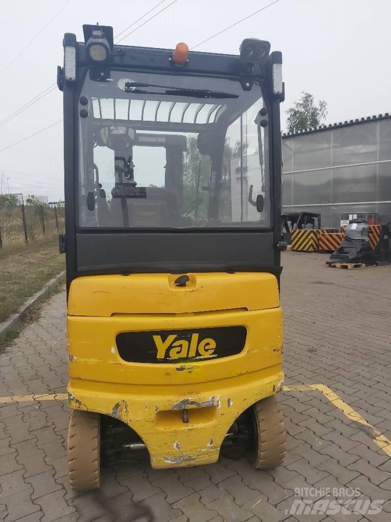 Yale ERP25VL 电动叉车