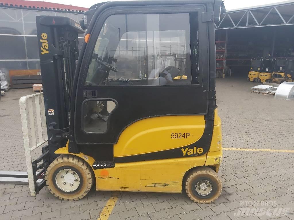Yale ERP25VL 电动叉车