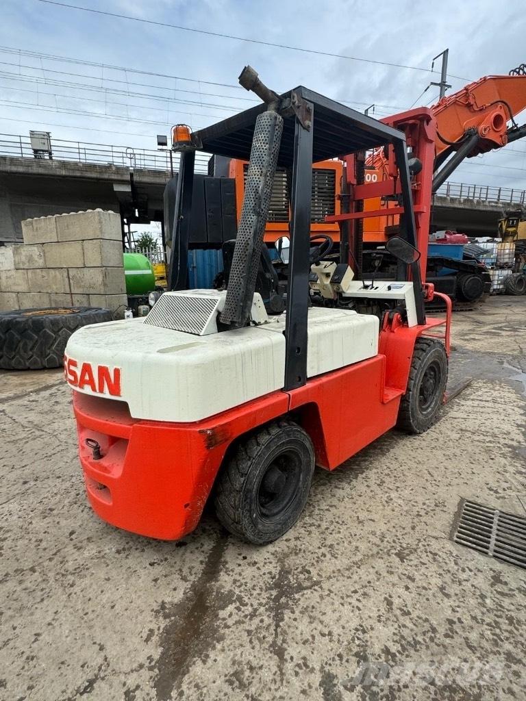 Nissan WF03A35U 柴油叉车