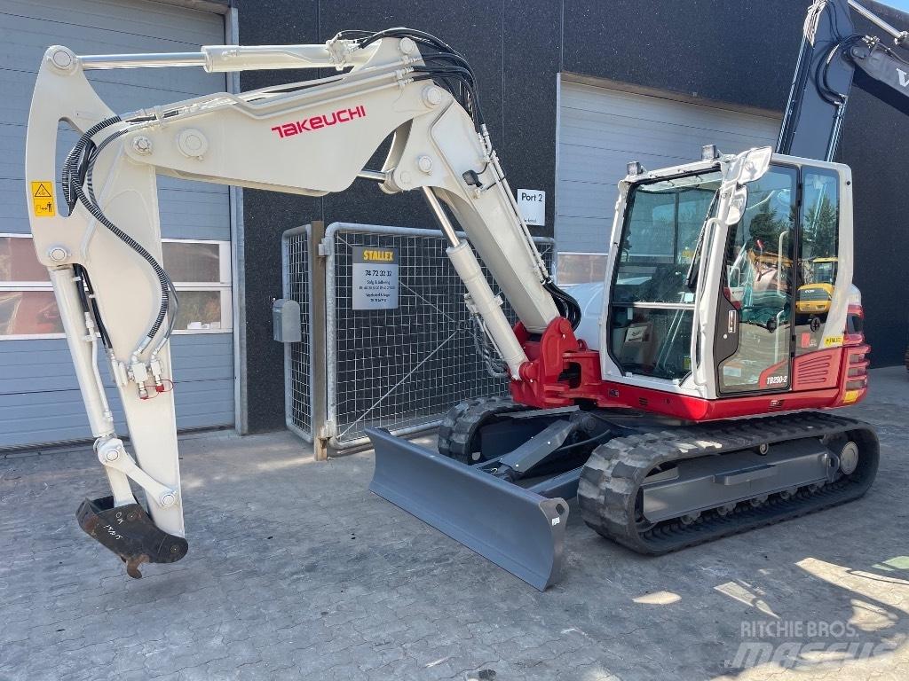 Takeuchi TB290-2 小型挖掘机