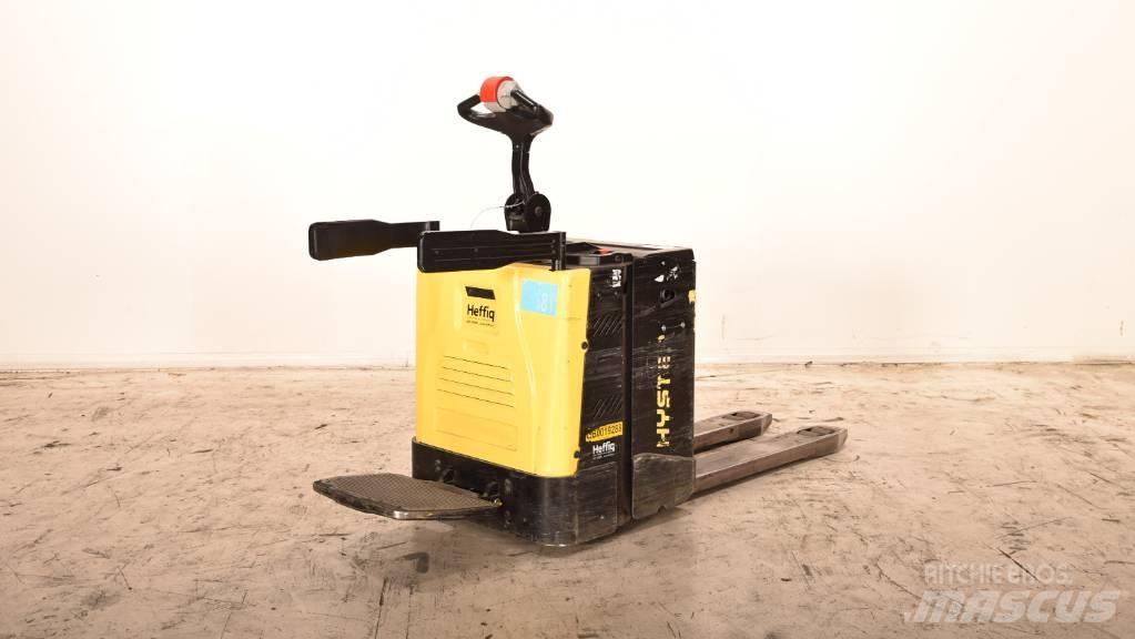 Hyster P 2.0 S 电动搬运车