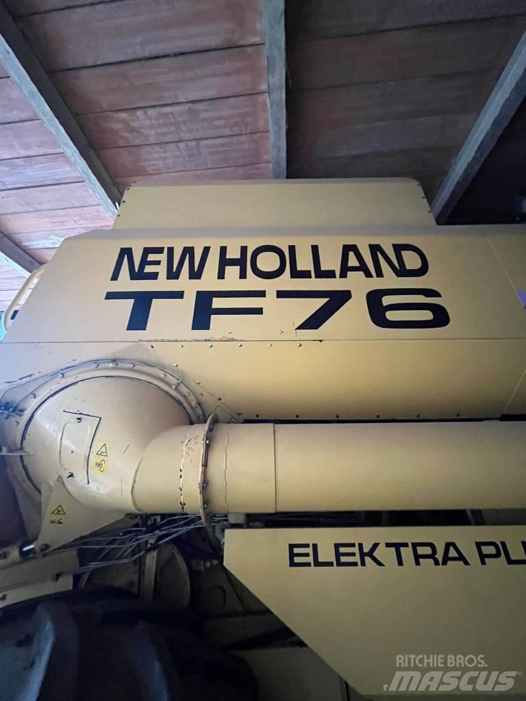 New Holland TF 76 联合收割机