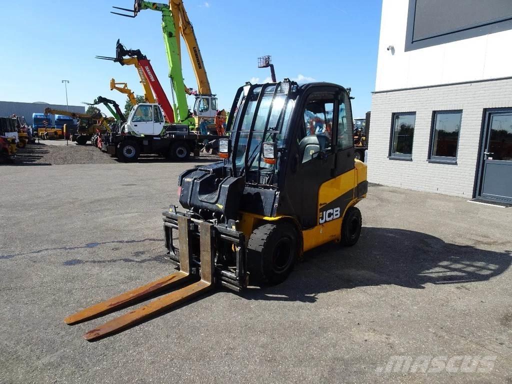 JCB TLT30D 伸缩臂叉装车|叉装车