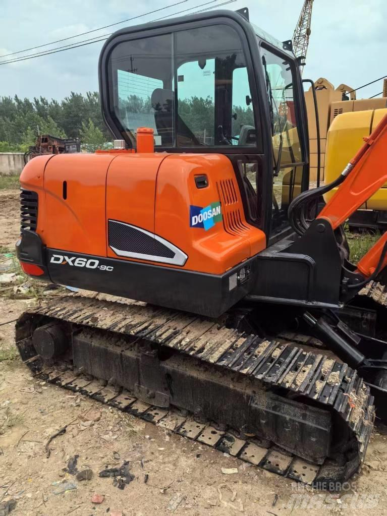 Doosan DX 60 履带挖掘机