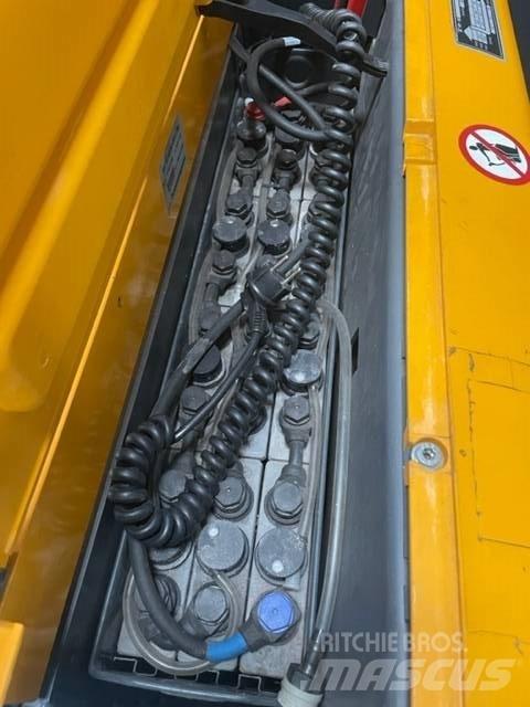 Jungheinrich EJC 112 手推堆垛车