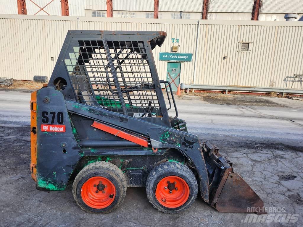 Bobcat S 70 滑移装载机