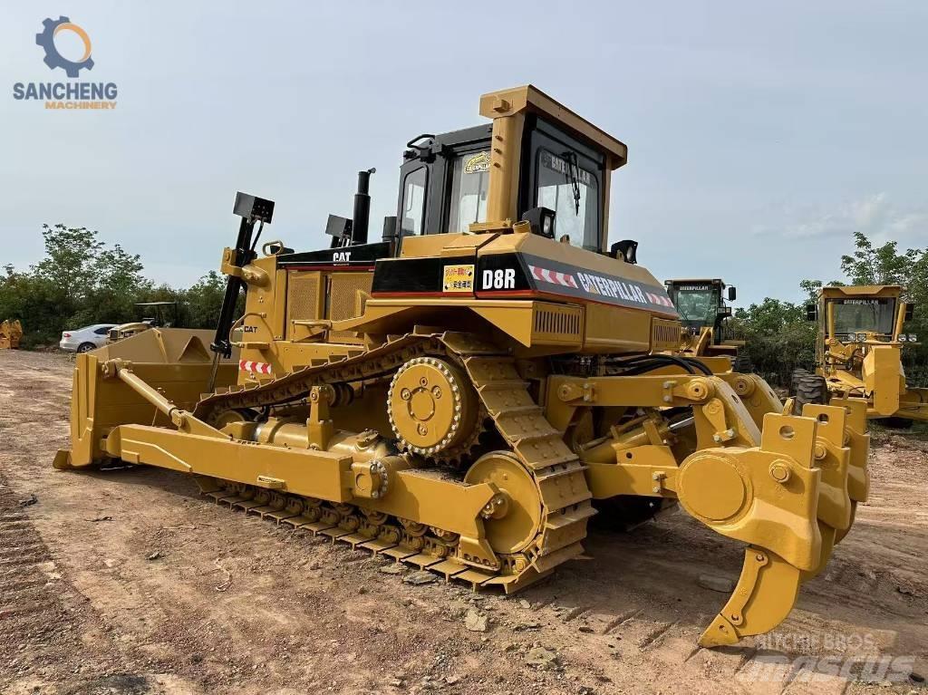 CAT D8R 履带式推土机