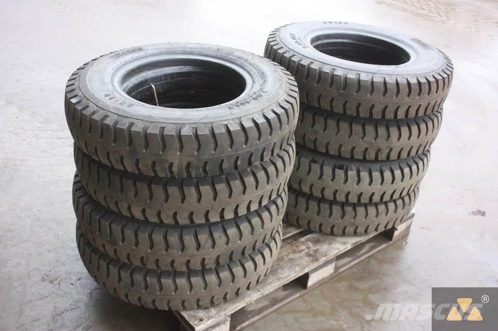  Onbekend 7.00-16LT 轮胎、车轮和轮圈