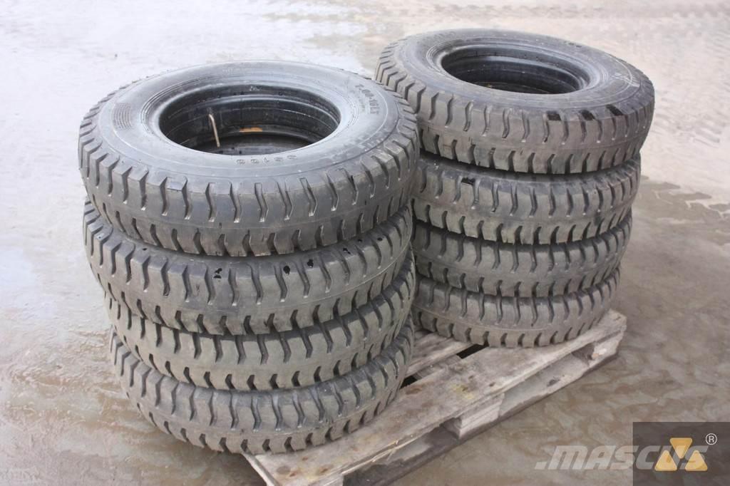  Onbekend 7.00-16LT 轮胎、车轮和轮圈