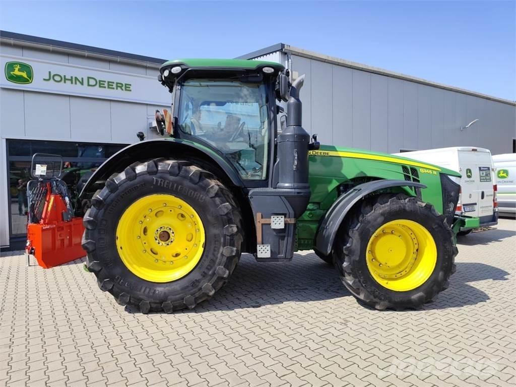 John Deere 8345R 拖拉机/农用车