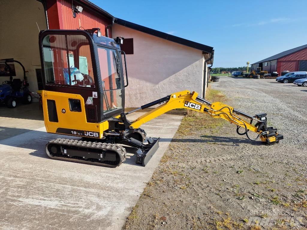 JCB 19 C-1 小型挖掘机