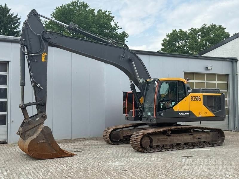 Volvo EC 250 EL 履带挖掘机